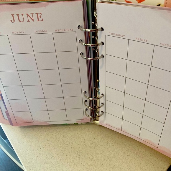The Happy Planner Floral Organizer - Pink and Green - Picture 6 of 7